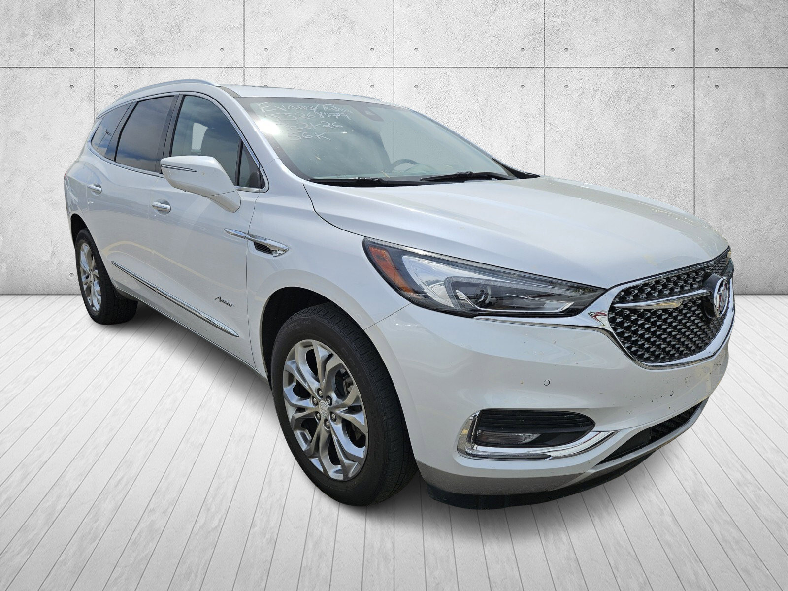 Used 2018 Buick Enclave Avenir w/ Avenir Technology Package image 2
