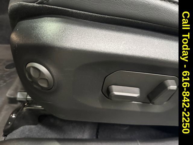 Used 2024 Jeep Wrangler High Altitude image 23