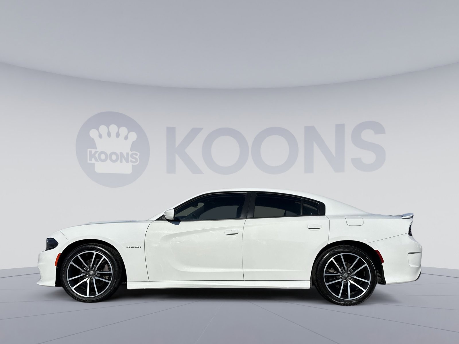 Used 2020 Dodge Charger R/T w/ Plus Group image 2