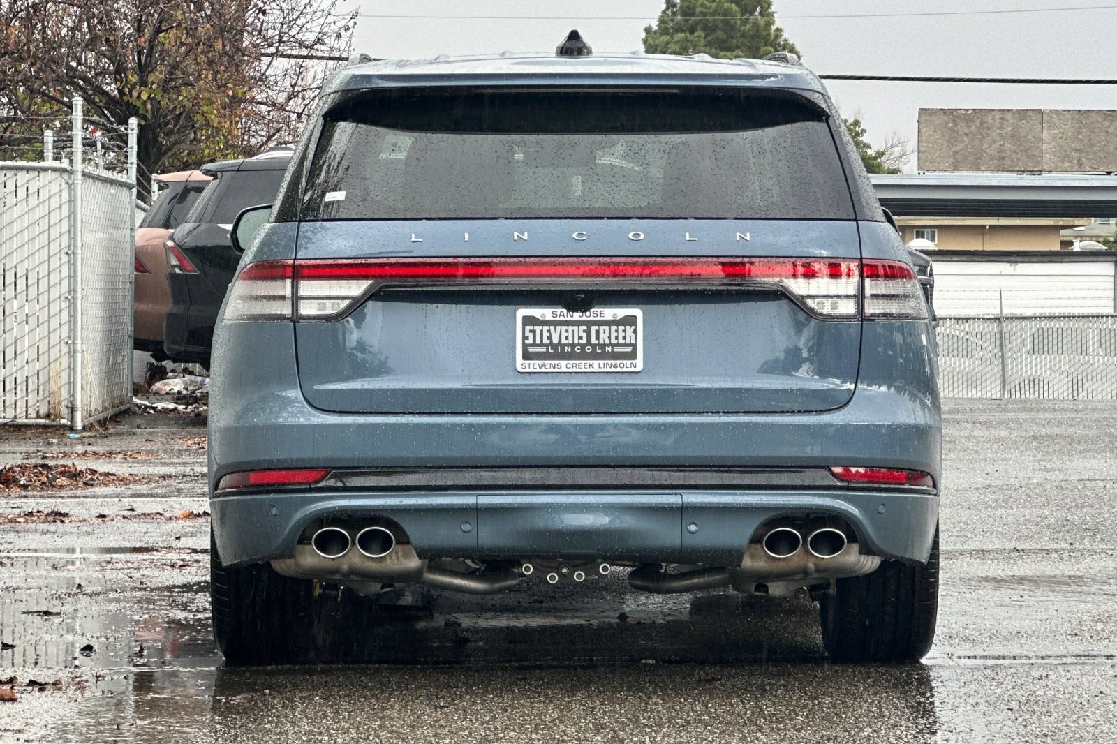 New 2026 Lincoln Aviator Reserve w/ Jet Appearance Package RWD image 5