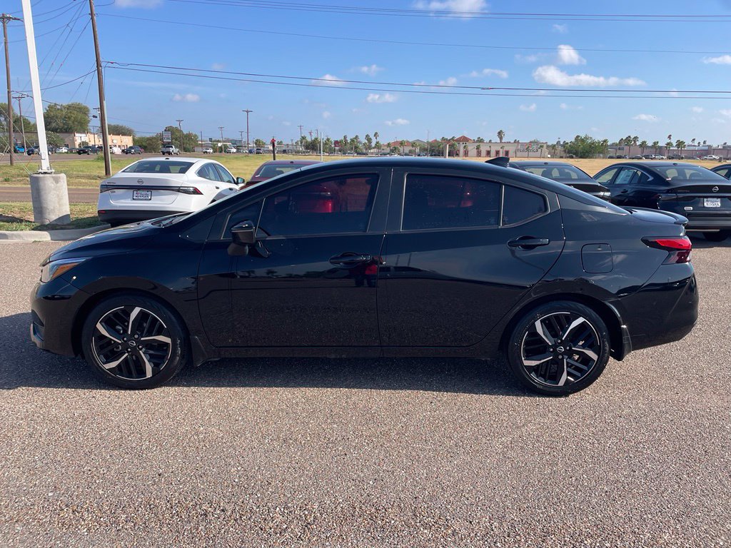 Certified 2025 Nissan Versa SR w/ Trunk Package FWD image 4