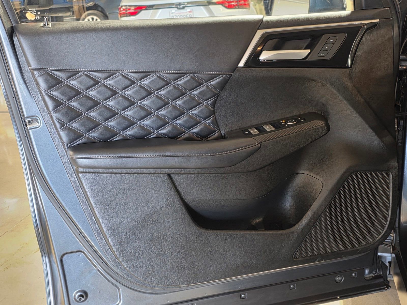 Used 2024 Mitsubishi Outlander SEL image 21