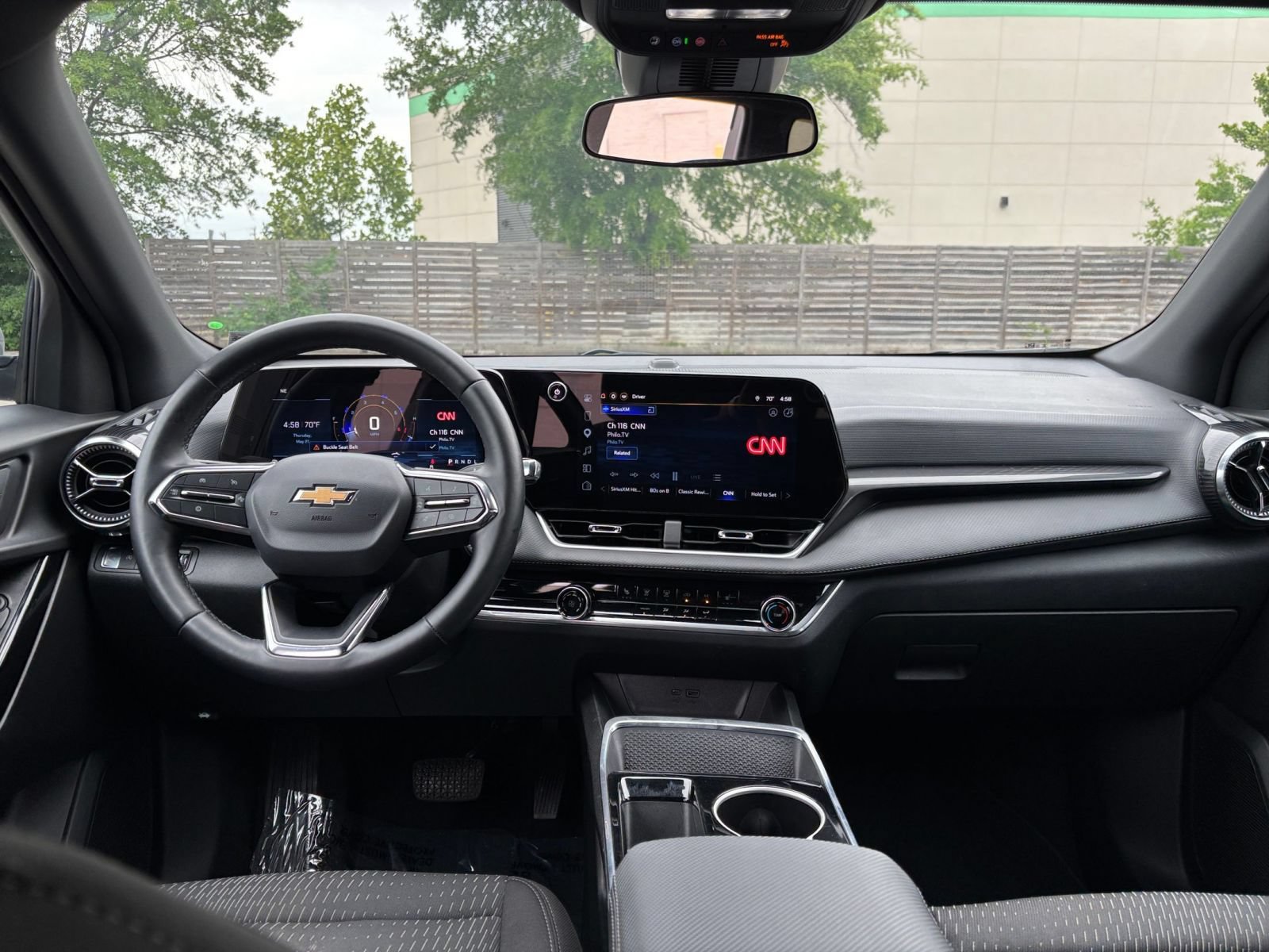 Used 2025 Chevrolet Equinox LT FWD image 34