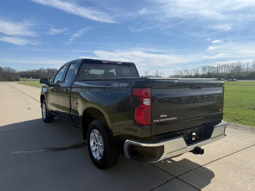 Used 2020 Chevrolet Silverado 1500 LT w/ Trailering Package image 6