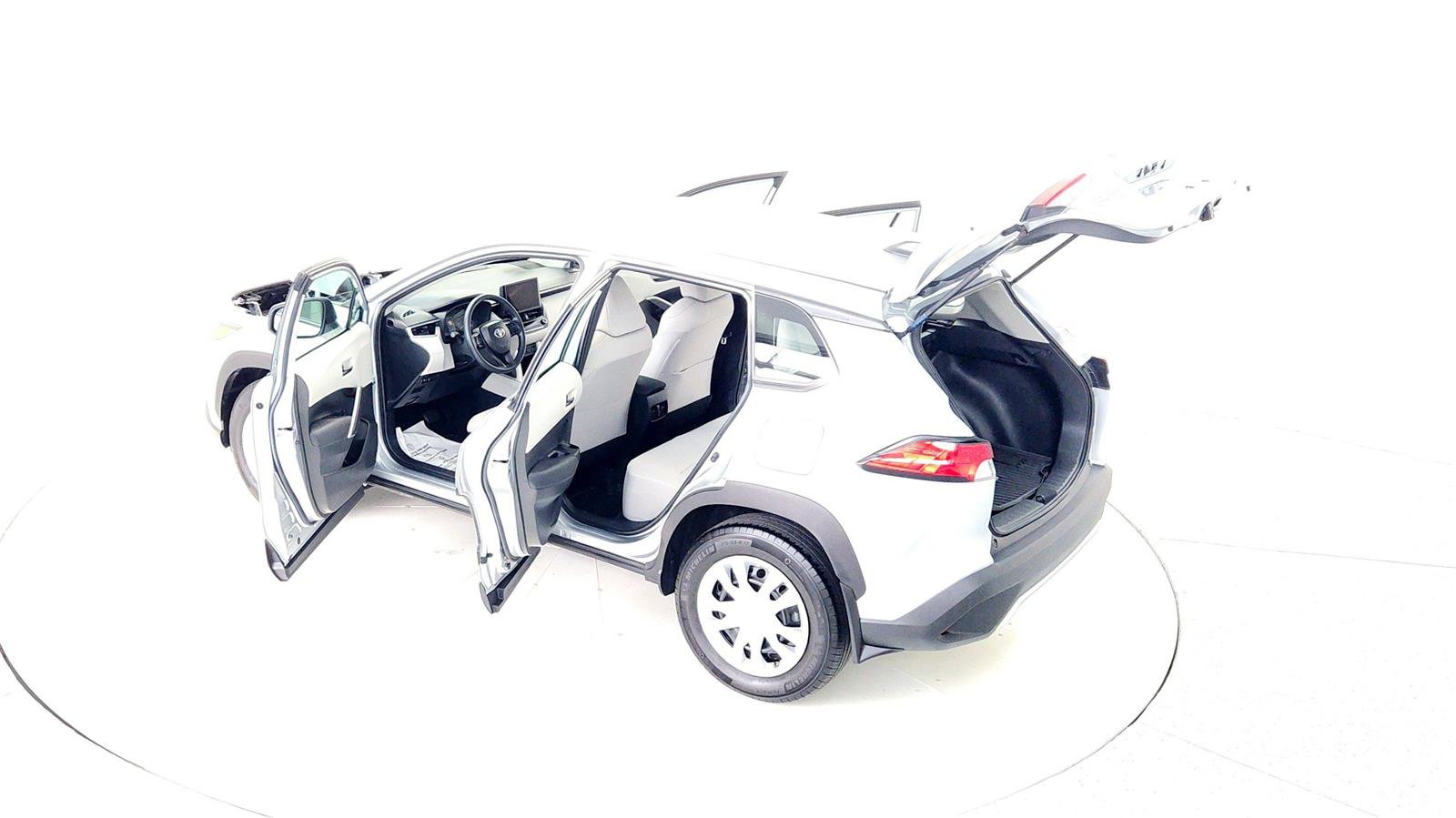 Certified 2023 Toyota Corolla Cross L image 16