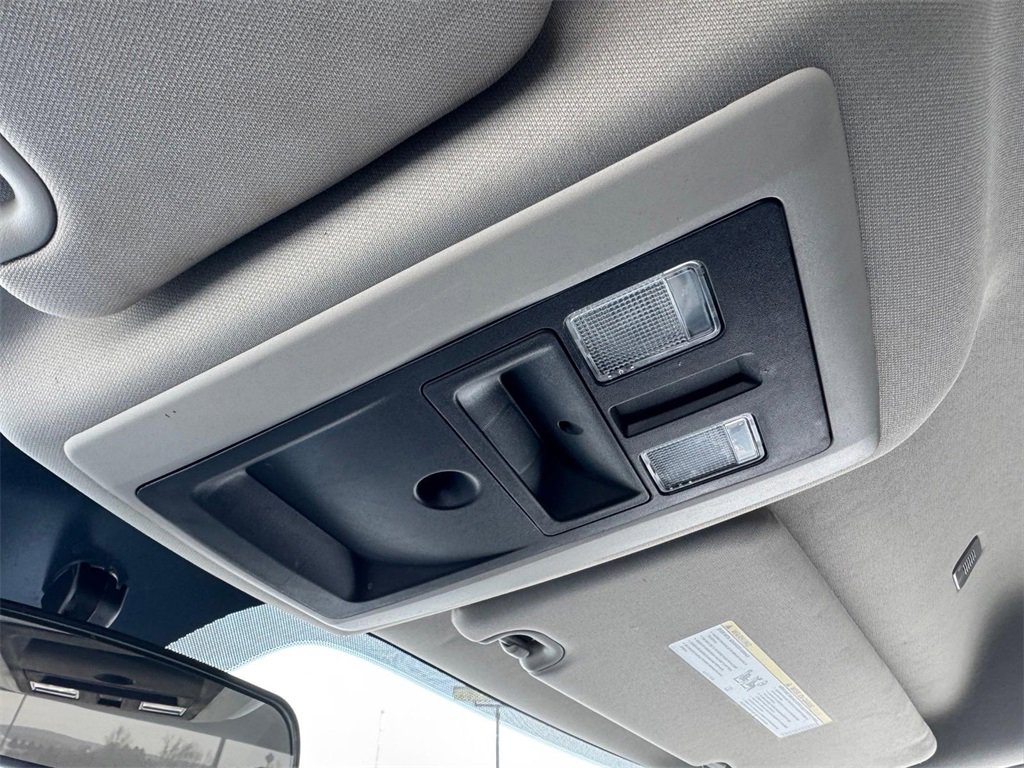 Used 2018 RAM 2500 Tradesman w/ Chrome Appearance Group image 25