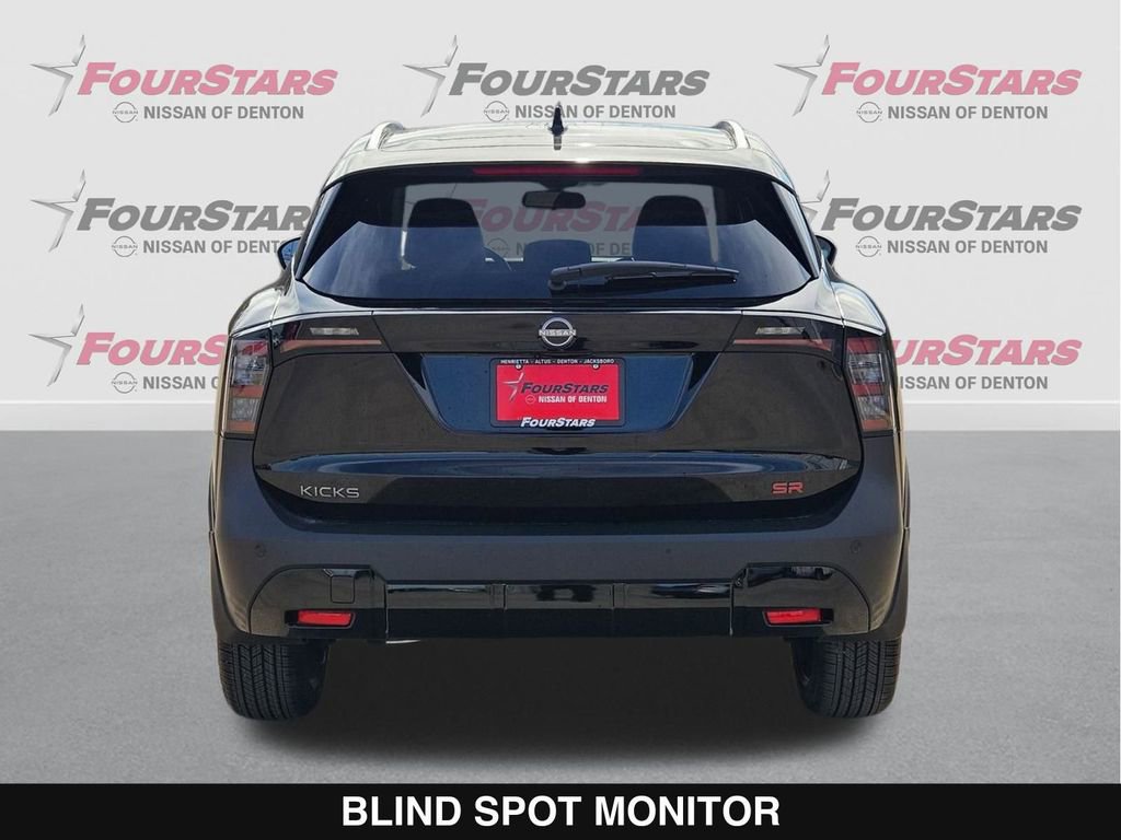 New 2026 Nissan Kicks SR image 5