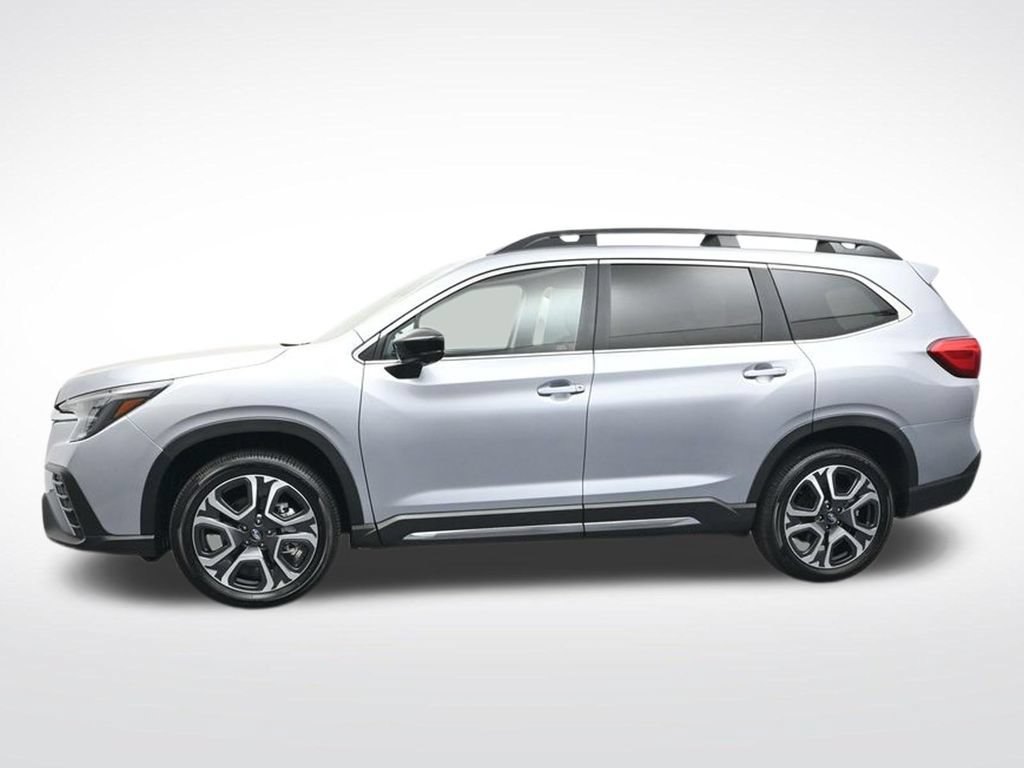 Used 2025 Subaru Ascent Limited w/ Popular Package #2 AWD/4WD image 4