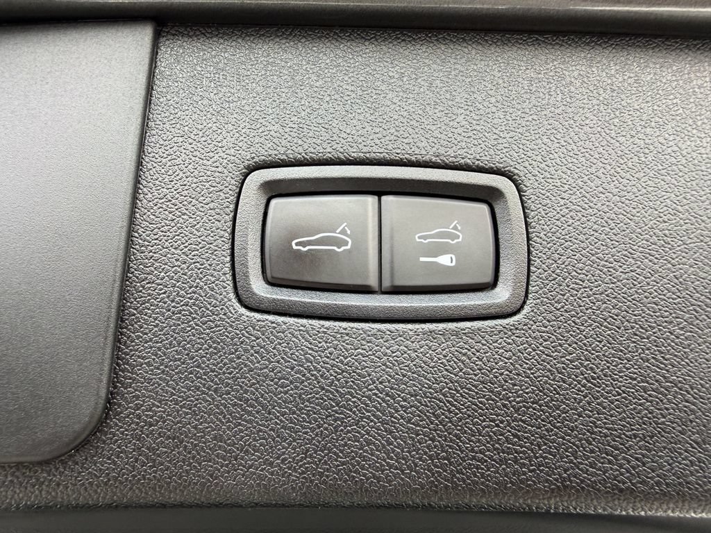 Used 2021 Porsche Cayenne S AWD/4WD image 27