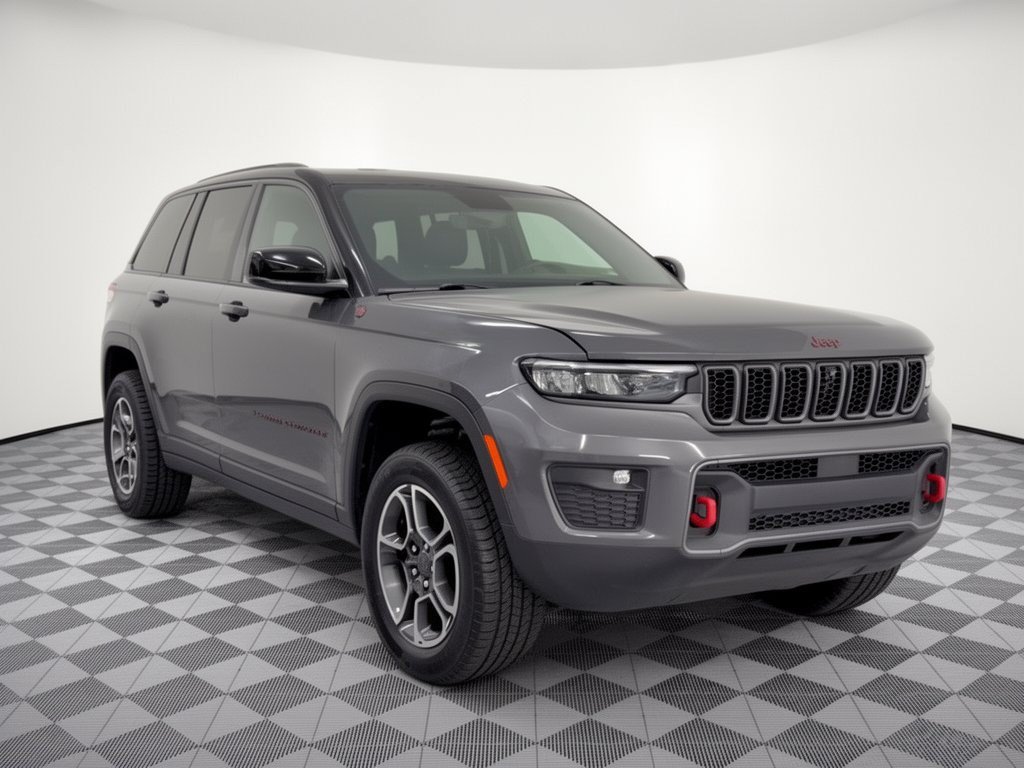 Used 2022 Jeep Grand Cherokee Trailhawk w/ Luxury Tech Group III AWD/4WD image 7