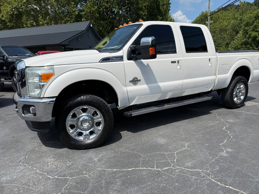 Used 2015 Ford F250 Lariat w/ Chrome Package AWD/4WD image 18