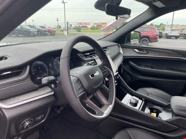 New 2025 Jeep Grand Cherokee L Limited image 6
