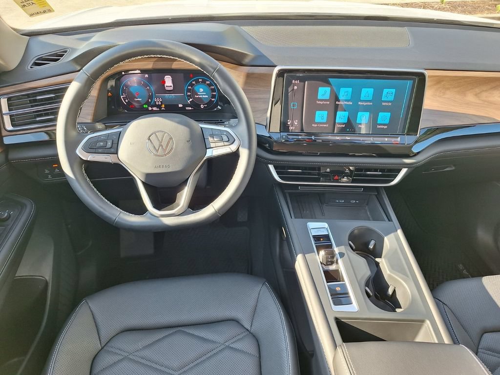 Used 2026 Volkswagen Atlas SE FWD image 9