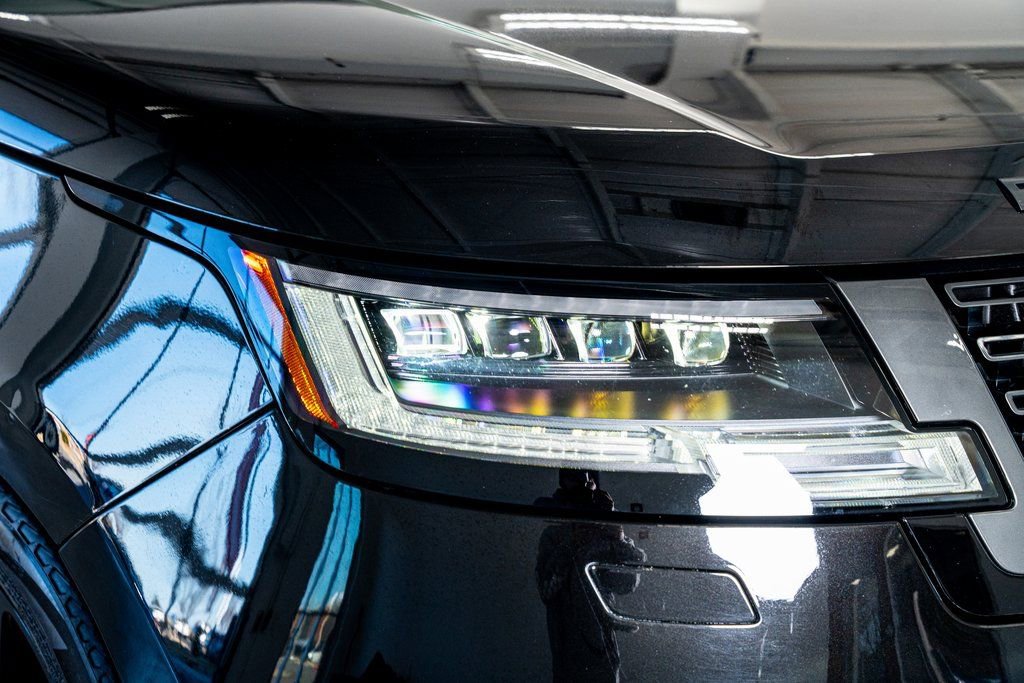 Used 2024 Land Rover Range Rover Autobiography image 19