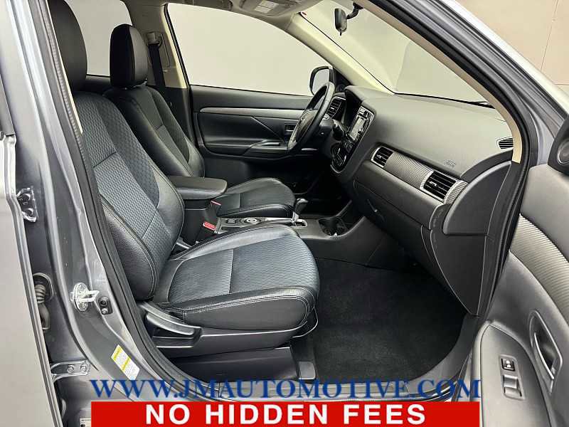 Used 2015 Mitsubishi Outlander SE AWD/4WD image 21