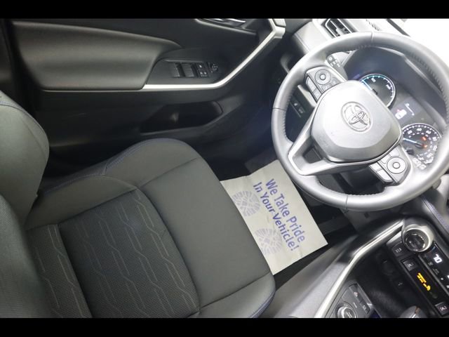 Used 2022 Toyota RAV4 SE w/ Convenience Package image 19