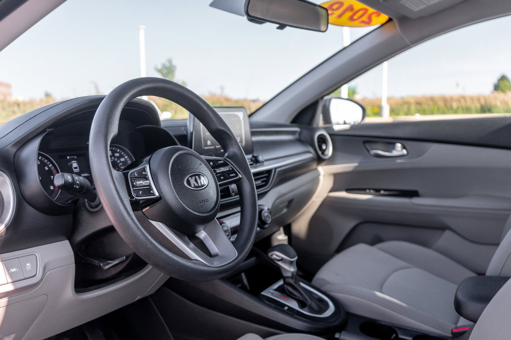Used 2019 Kia Forte LXS FWD image 19