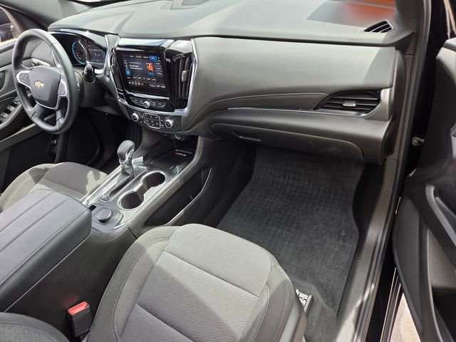 Certified 2023 Chevrolet Traverse LT FWD image 17