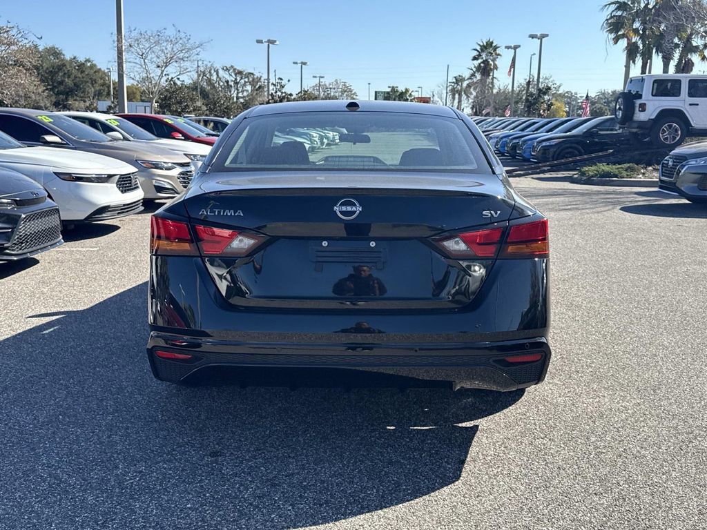 Certified 2024 Nissan Altima 2.5 SV image 5
