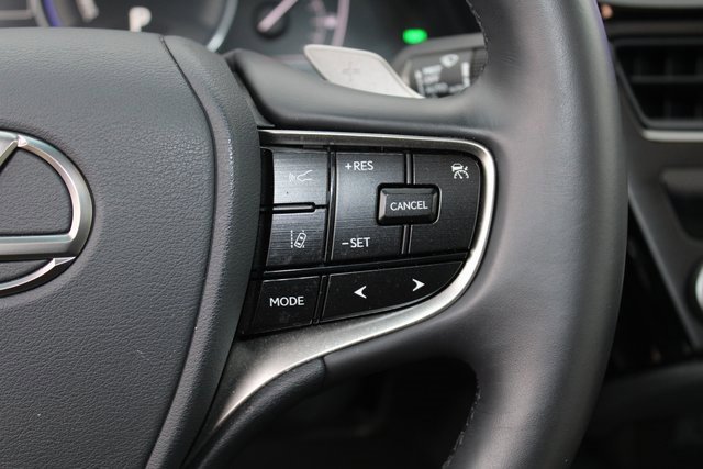 Certified 2025 Lexus ES 300h w/ Premium Package image 17