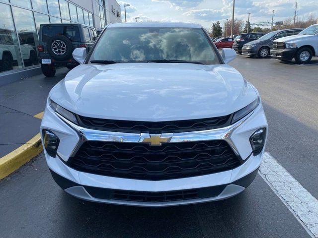 Used 2023 Chevrolet Blazer LT image 3