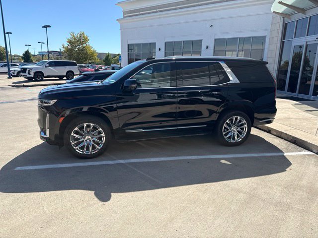 Used 2021 Cadillac Escalade Premium Luxury w/ Performance Package AWD/4WD image 3