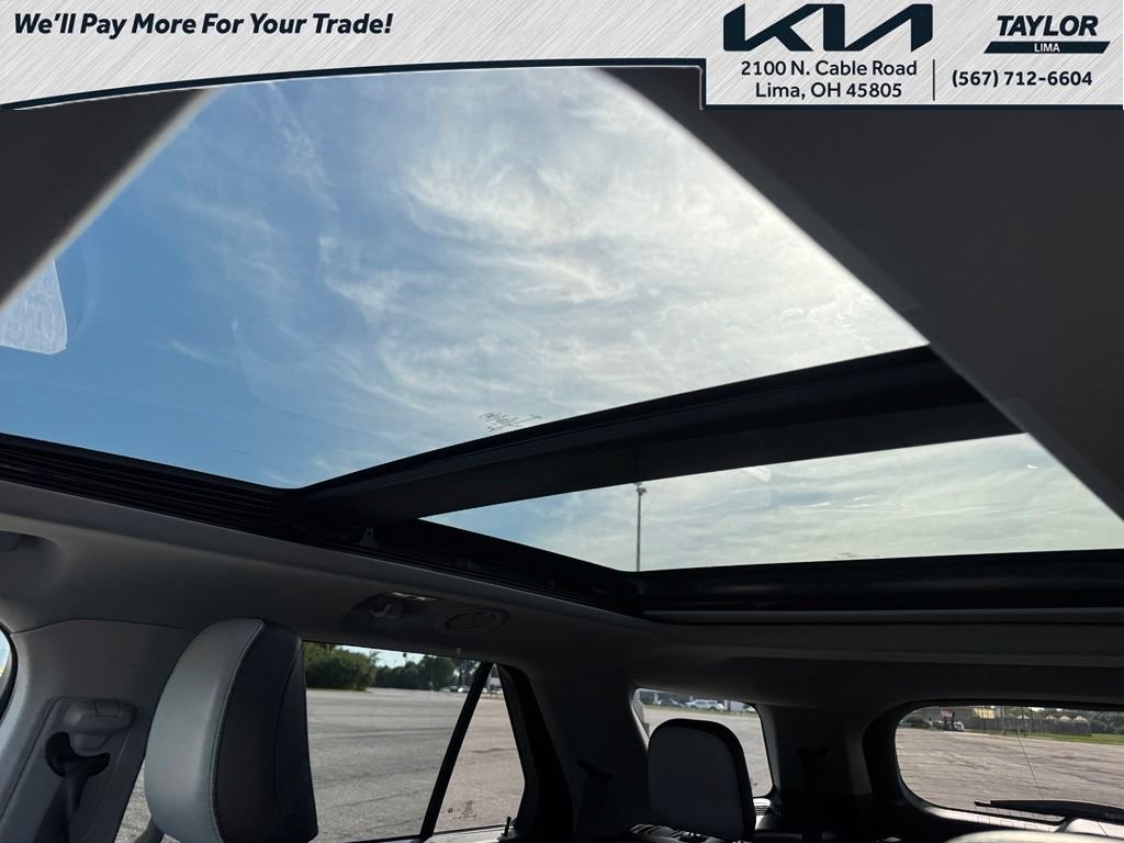 Used 2021 Ford Explorer XLT w/ Equipment Group 202A AWD/4WD image 13