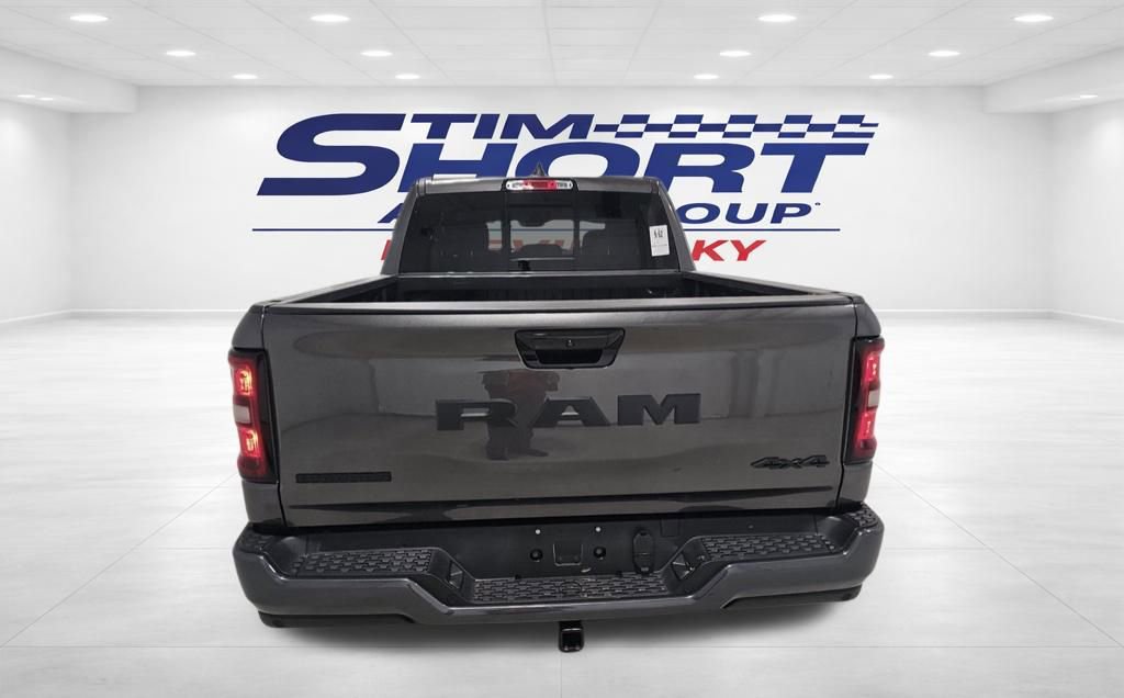 Used 2025 RAM 1500 Big Horn AWD/4WD image 6