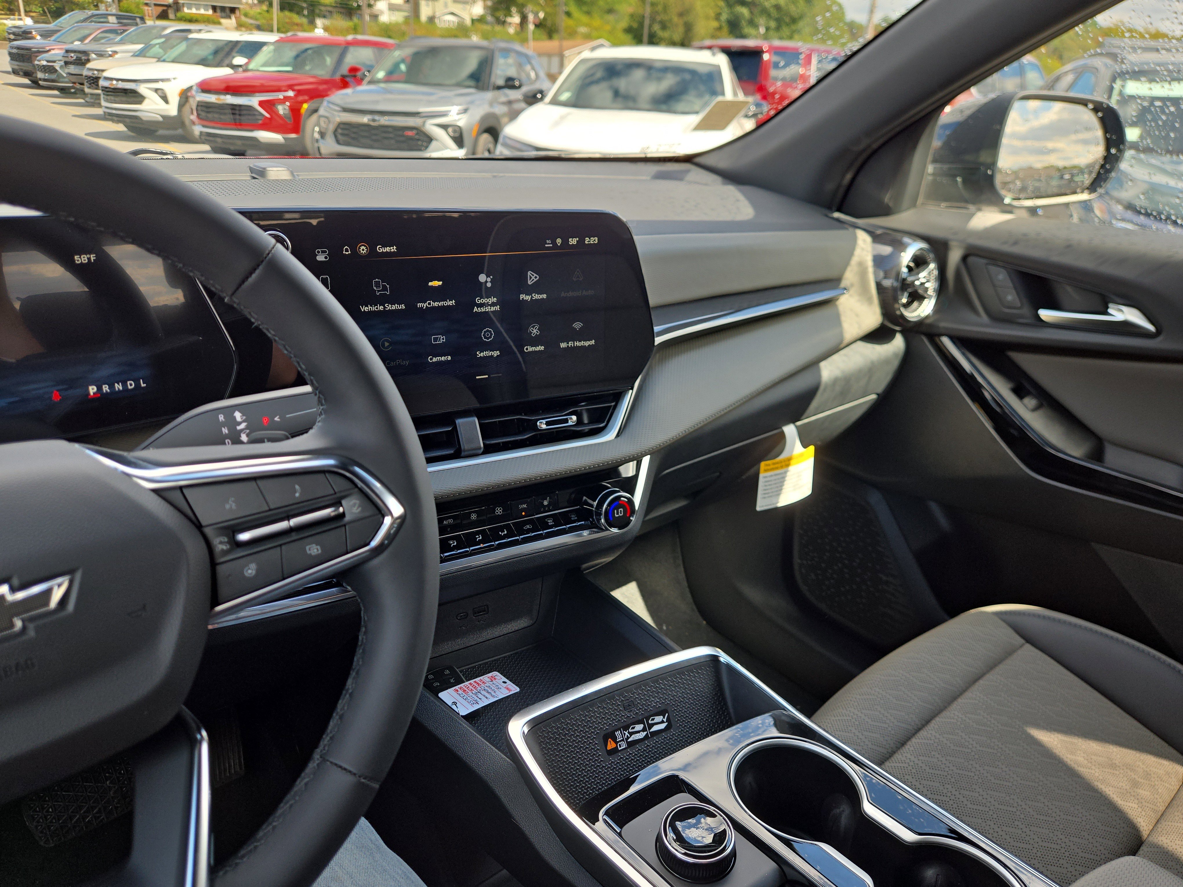 New 2026 Chevrolet Equinox LT w/ Convenience Package II image 22