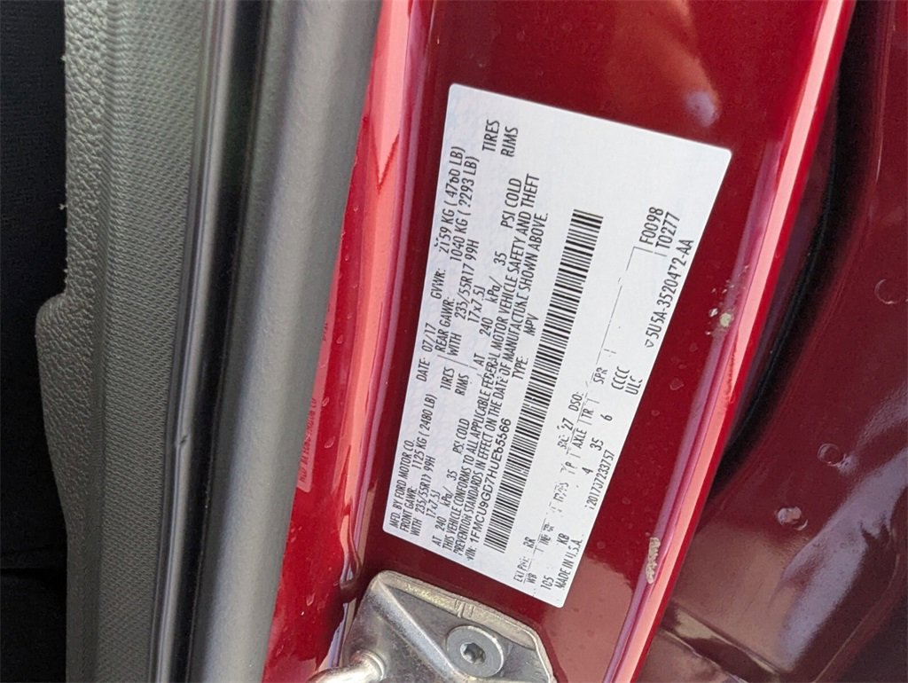 Used 2017 Ford Escape SE w/ SE Cold Weather Package image 27