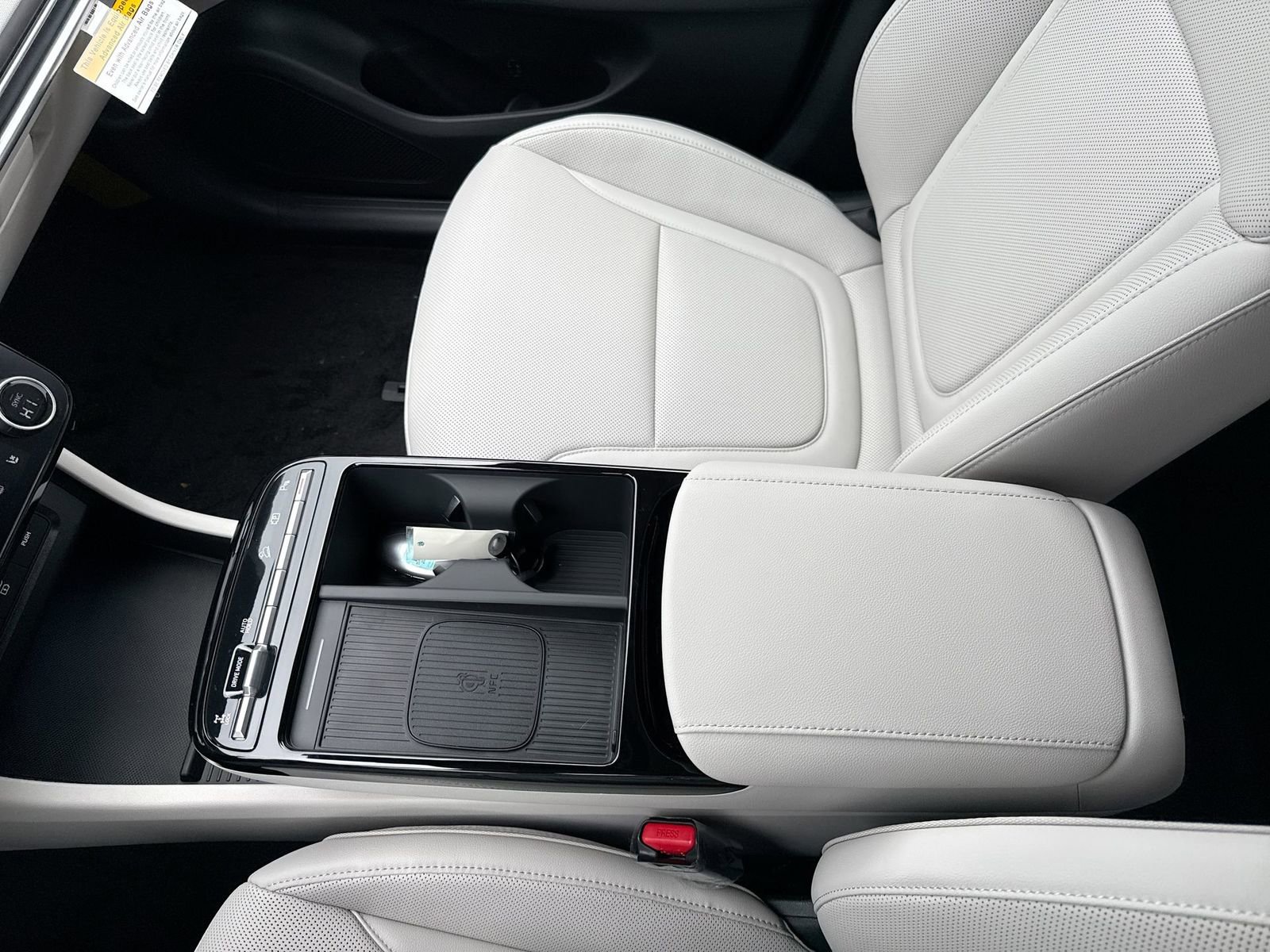 New 2026 Hyundai Tucson Limited image 22