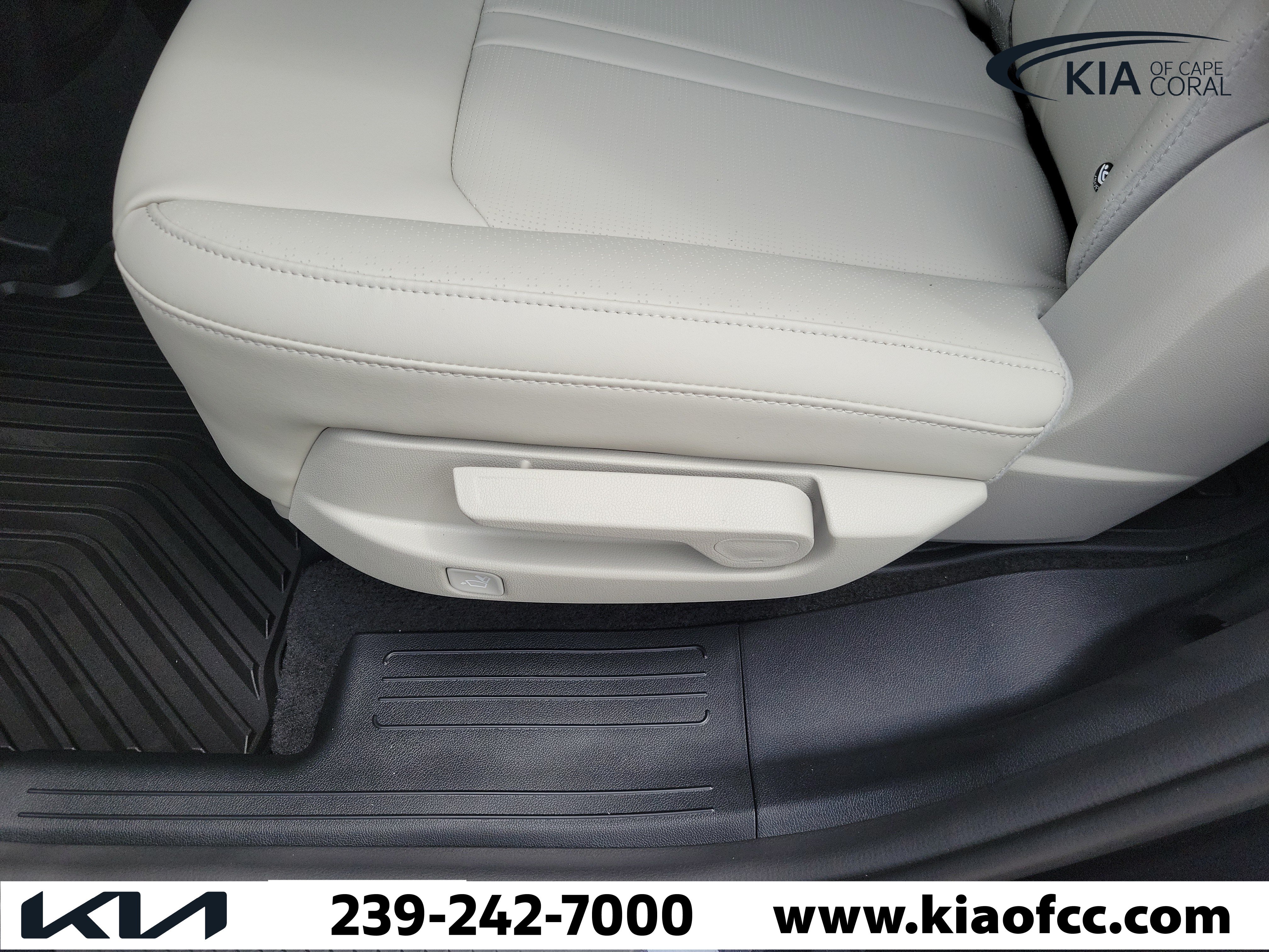 New 2026 Kia Sorento S FWD image 14