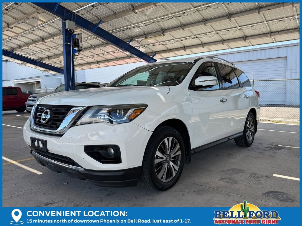 Used 2017 Nissan Pathfinder SL w/ Cargo Package image 2