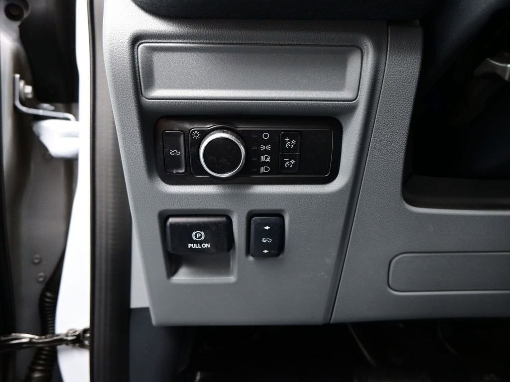 Used 2025 Ford F150 Lightning Flash AWD/4WD image 13