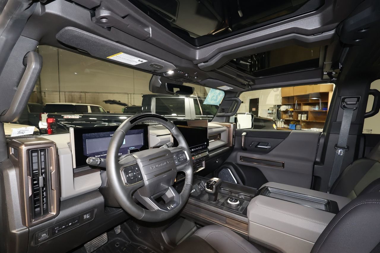 Certified 2025 GMC Hummer EV 2X image 9