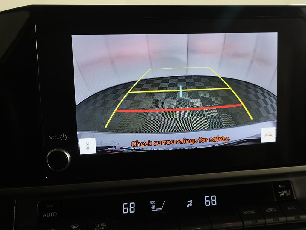 Used 2025 Toyota Camry LE FWD image 36