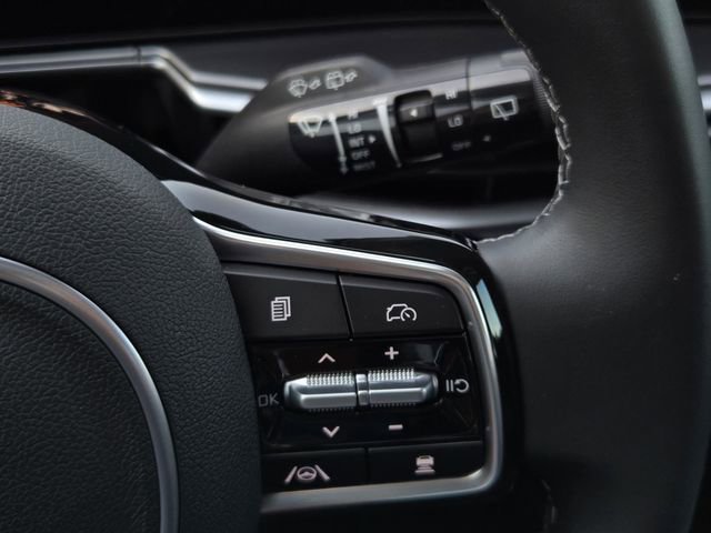 Certified 2025 Kia Sorento S w/ Panoramic Sunroof Package image 30