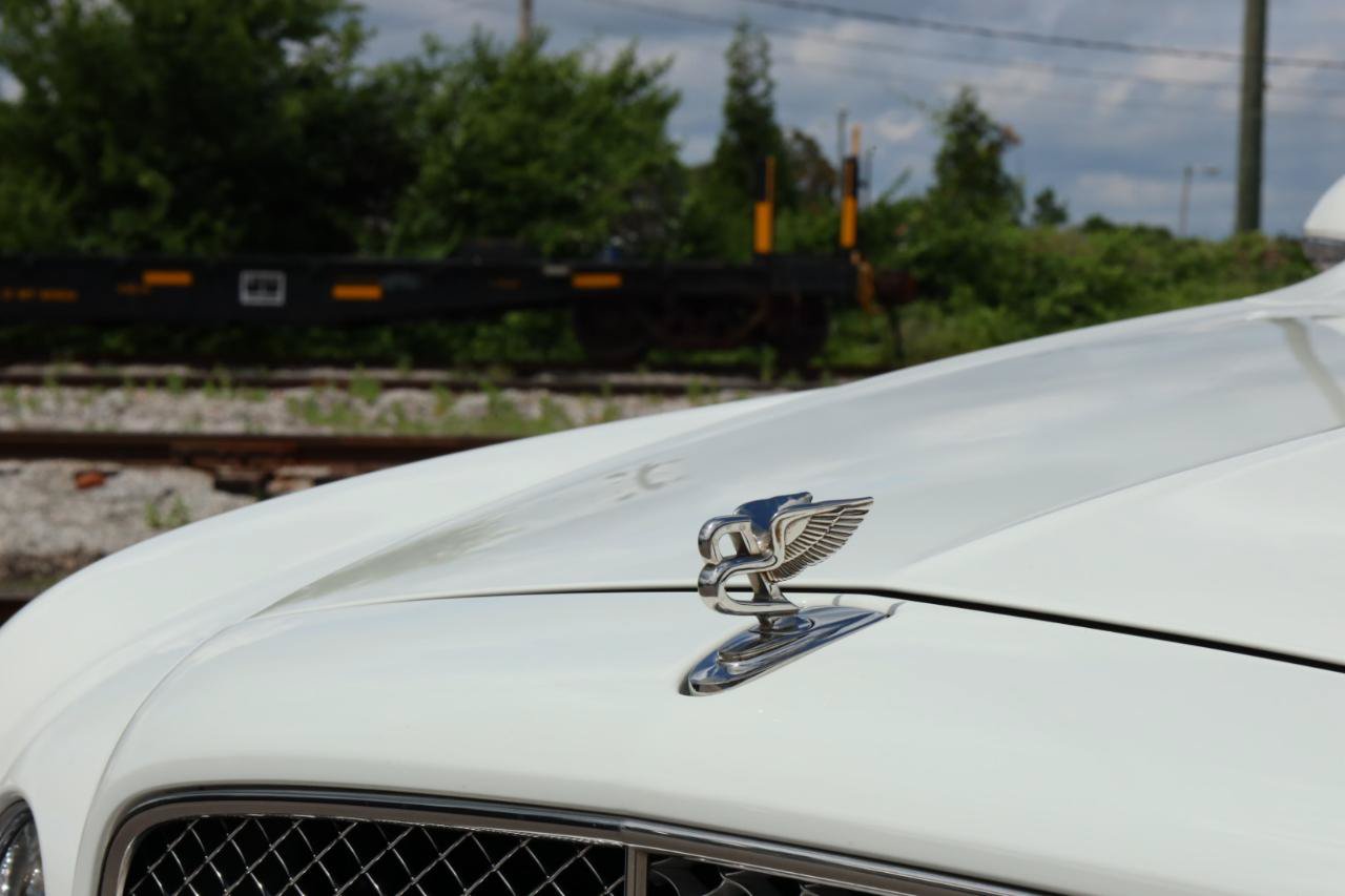 Used 2011 Bentley Mulsanne RWD image 20