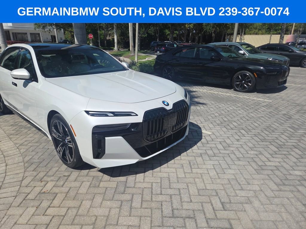 Certified 2025 BMW 760i xDrive AWD/4WD image 23