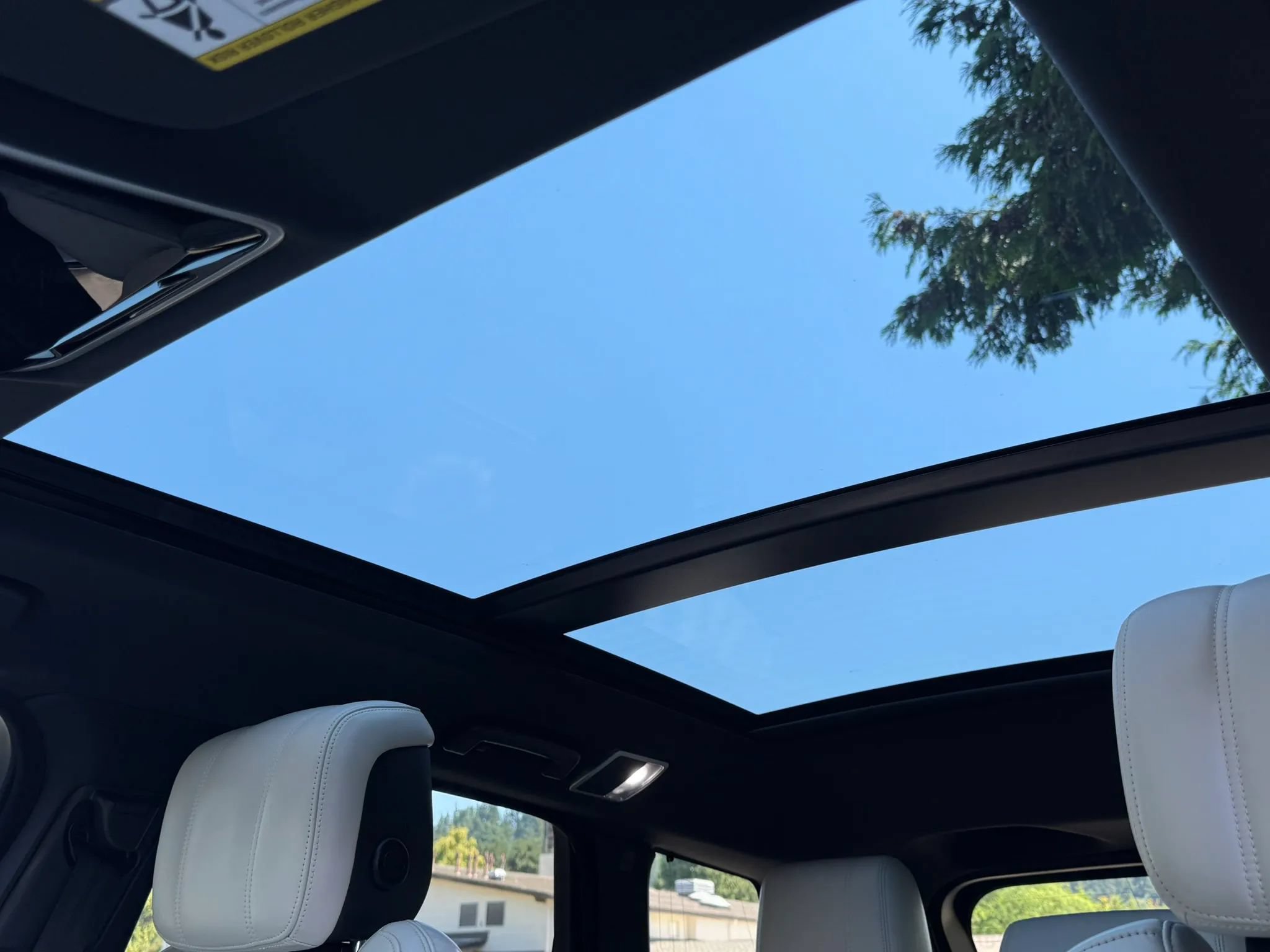Used 2019 Land Rover Range Rover Sport Supercharged AWD/4WD image 33