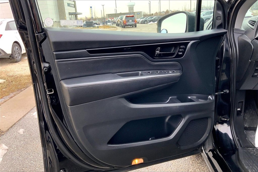 Used 2022 Honda Odyssey Touring image 19