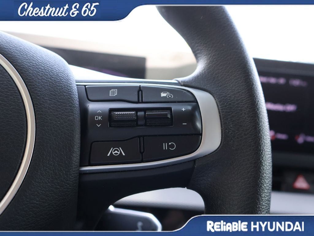Used 2023 Kia Sportage LX FWD image 28