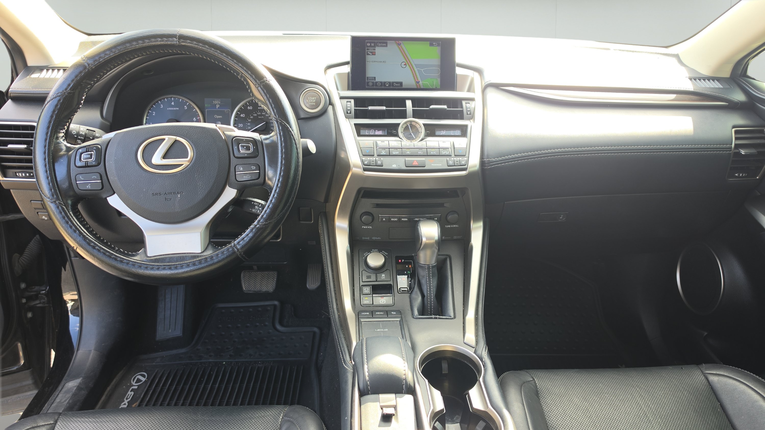 Used 2016 Lexus NX 200t FWD w/ Luxury Package image 22