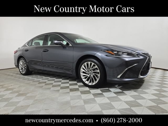 Used 2023 Lexus ES 300h Ultra Luxury w/ Accessory Package (Z2)