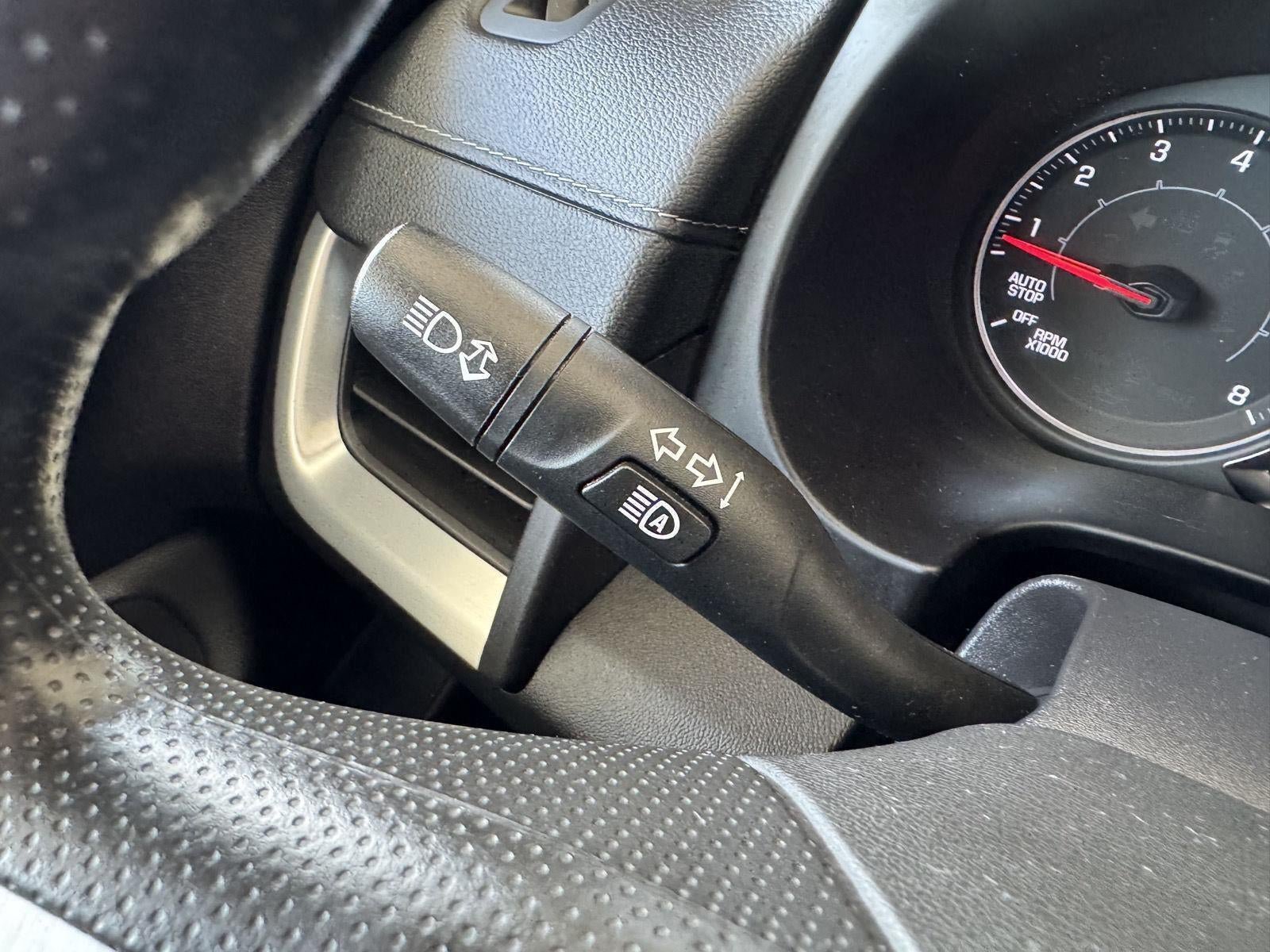 Used 2024 GMC Terrain SLE AWD/4WD image 16