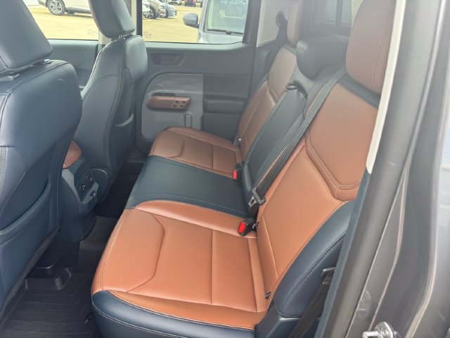 Used 2024 Ford Maverick Lariat w/ FX4 Off-Road Package AWD/4WD image 4