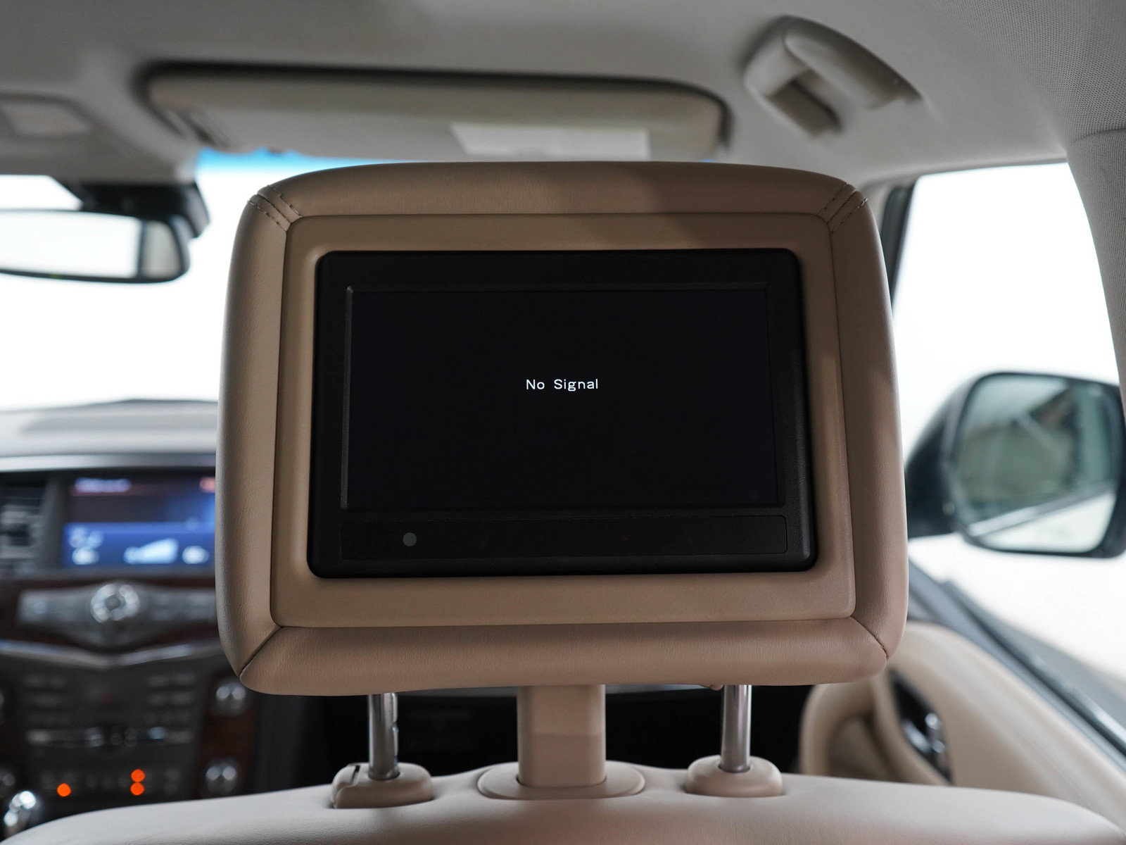 Used 2017 Nissan Armada Platinum AWD/4WD image 16