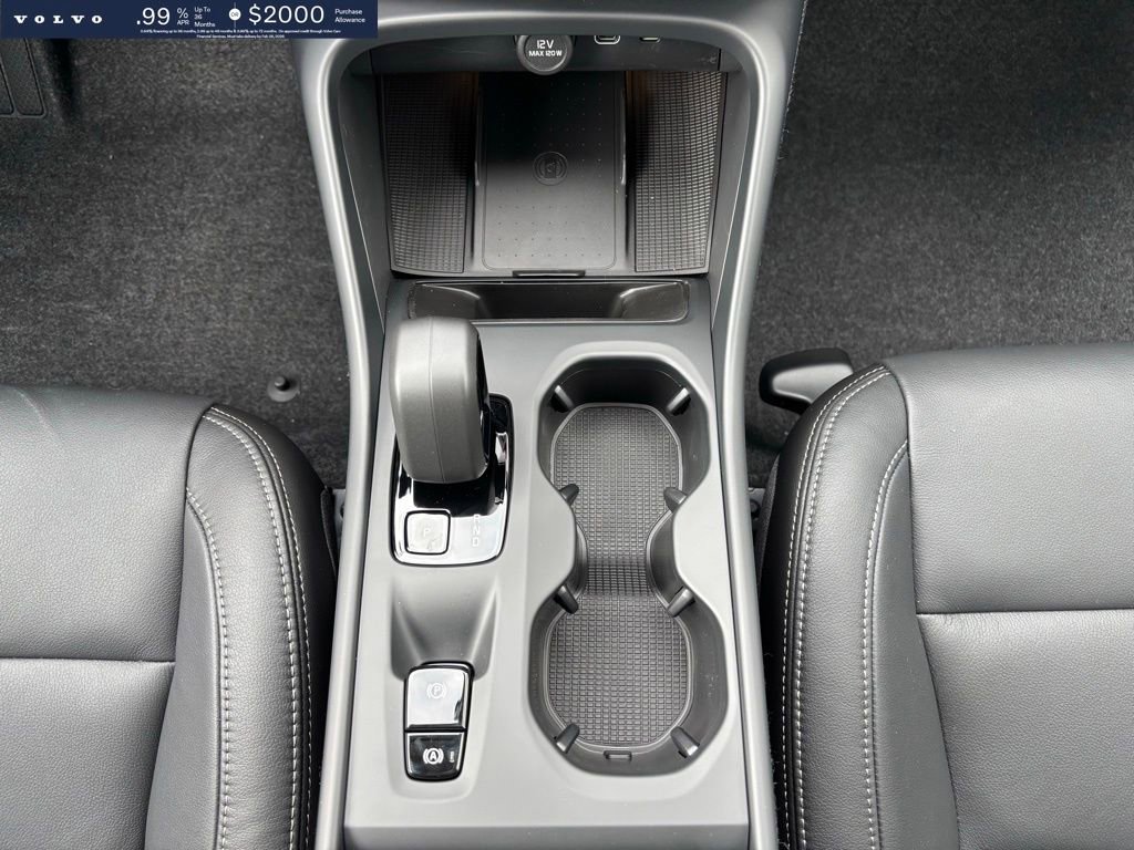 New 2026 Volvo XC40 B5 Core w/ Protection Package Premier image 13
