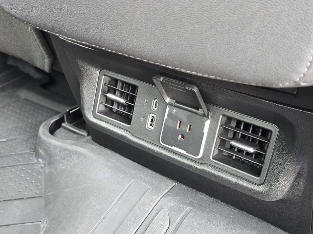 Used 2024 GMC Sierra 1500 SLE image 17