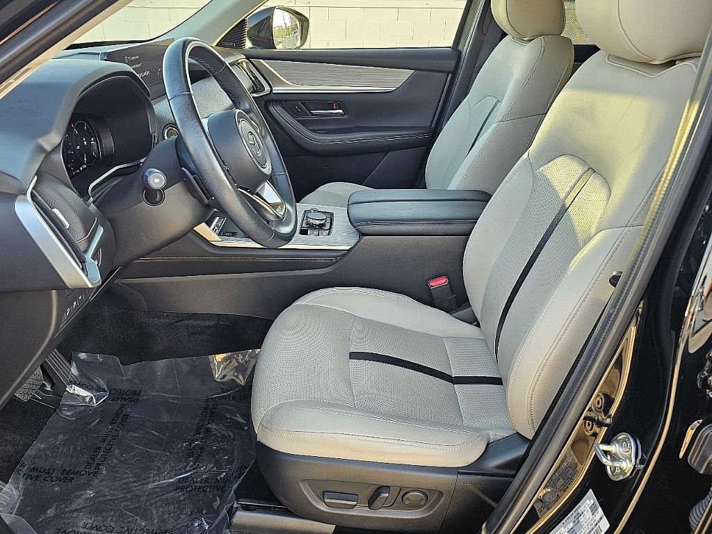 Certified 2025 MAZDA CX-70 Plug-In Hybrid w/ Premium Pkg AWD/4WD image 28